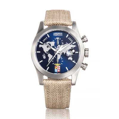 Orologio Locman Island Crono Amerigo Vespucci con Cassa in acciaio da 40MM, Cinturino in tela Olona, ​​Quadrante Blu con planisfero stampato e Movimento Cronografo al quarzo.