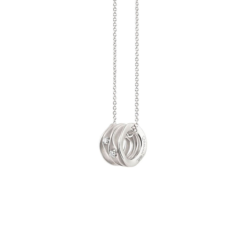 Pendente GPE2447W da donna della collezione Dune in oro Bianco Ice da 18kt e diamanti che esalta le forme di chi lo indossa. Gioiello completamente Made in Italy realizzato da Annamaria Cammilli.