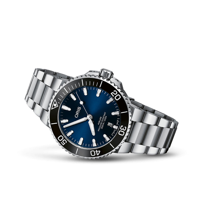 Aquis Date 41.5MM Calibre 400 - Blu