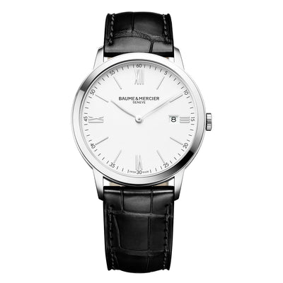 Orologio Classima 10323 da uomo con quadrante bianco e cinturino in pelle nera. Cassa da 40MM e movimento a Quarzo di manifattura svizzera Baume & Mercier.